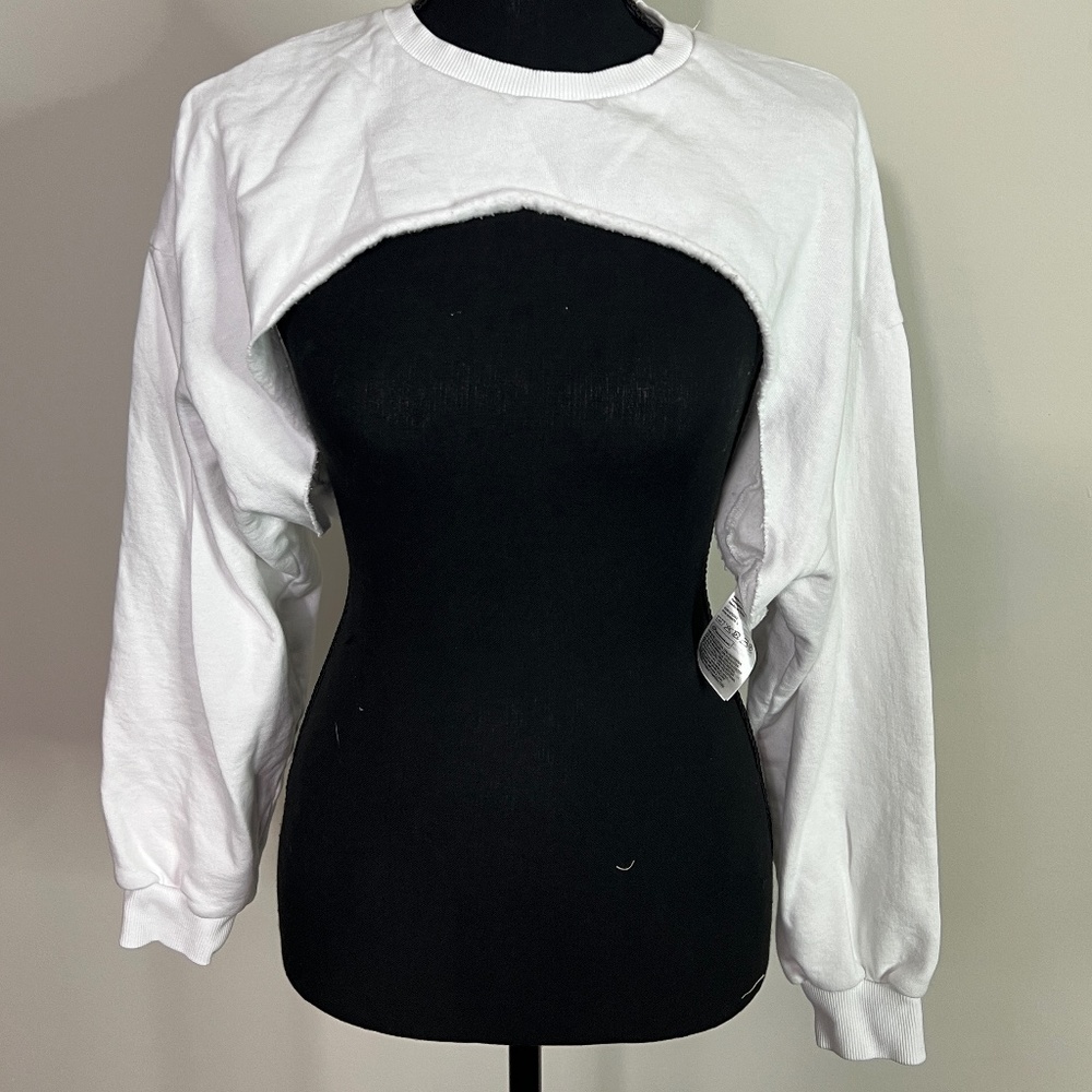 H&M Front Crop Sweater